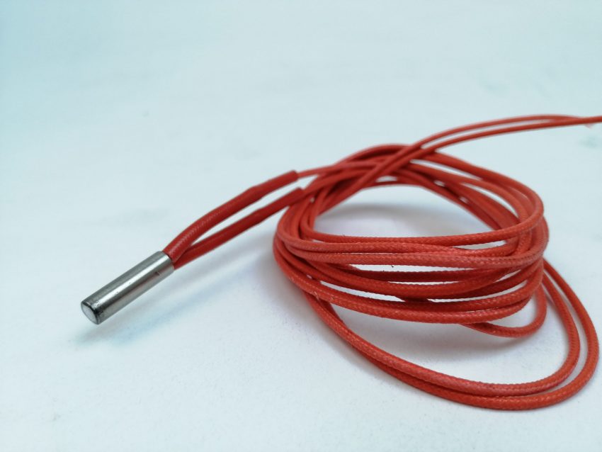 Нагревательный элемент 6х20 мм, 12V40W, кабель 1,5 м