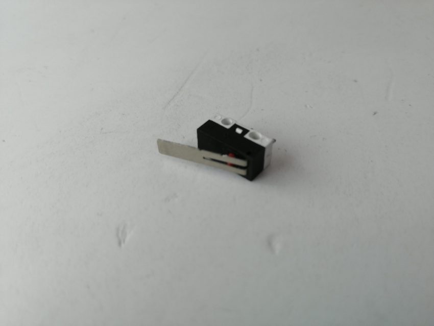 Микропереключатель DM1-03P, рычаг 18 мм